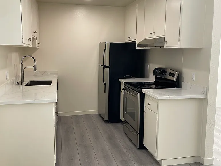 3224 Palos Verdes Ct #305 — Photo 3