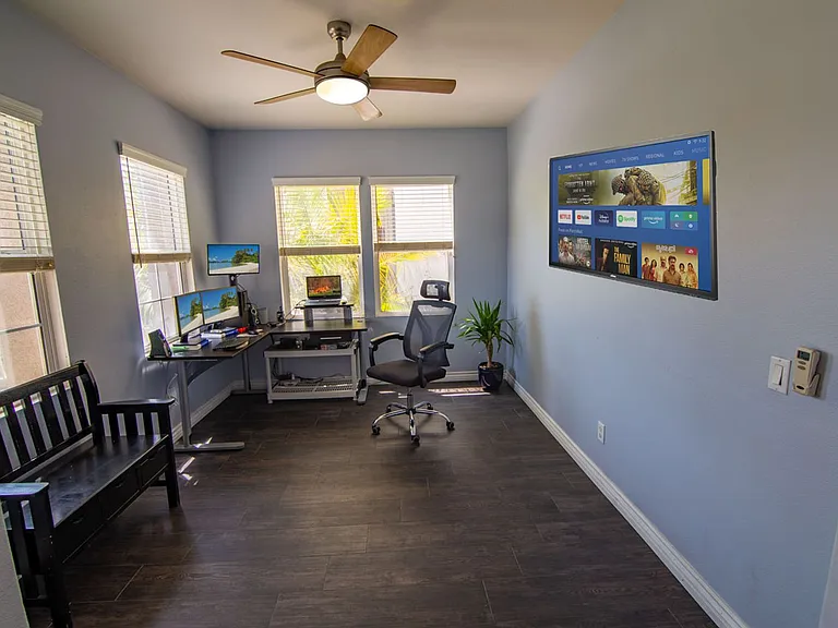 13411 Hawthorn Ave — Photo 13