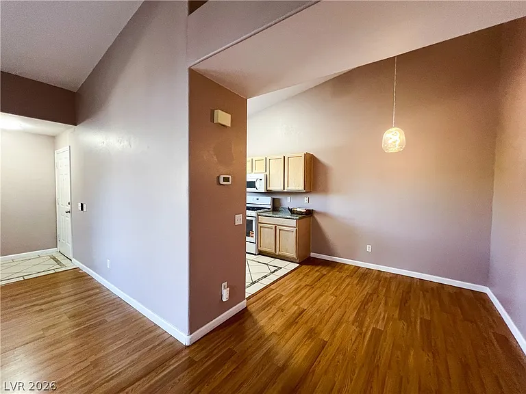 2100 Quarry Ridge St #207 — Photo 18