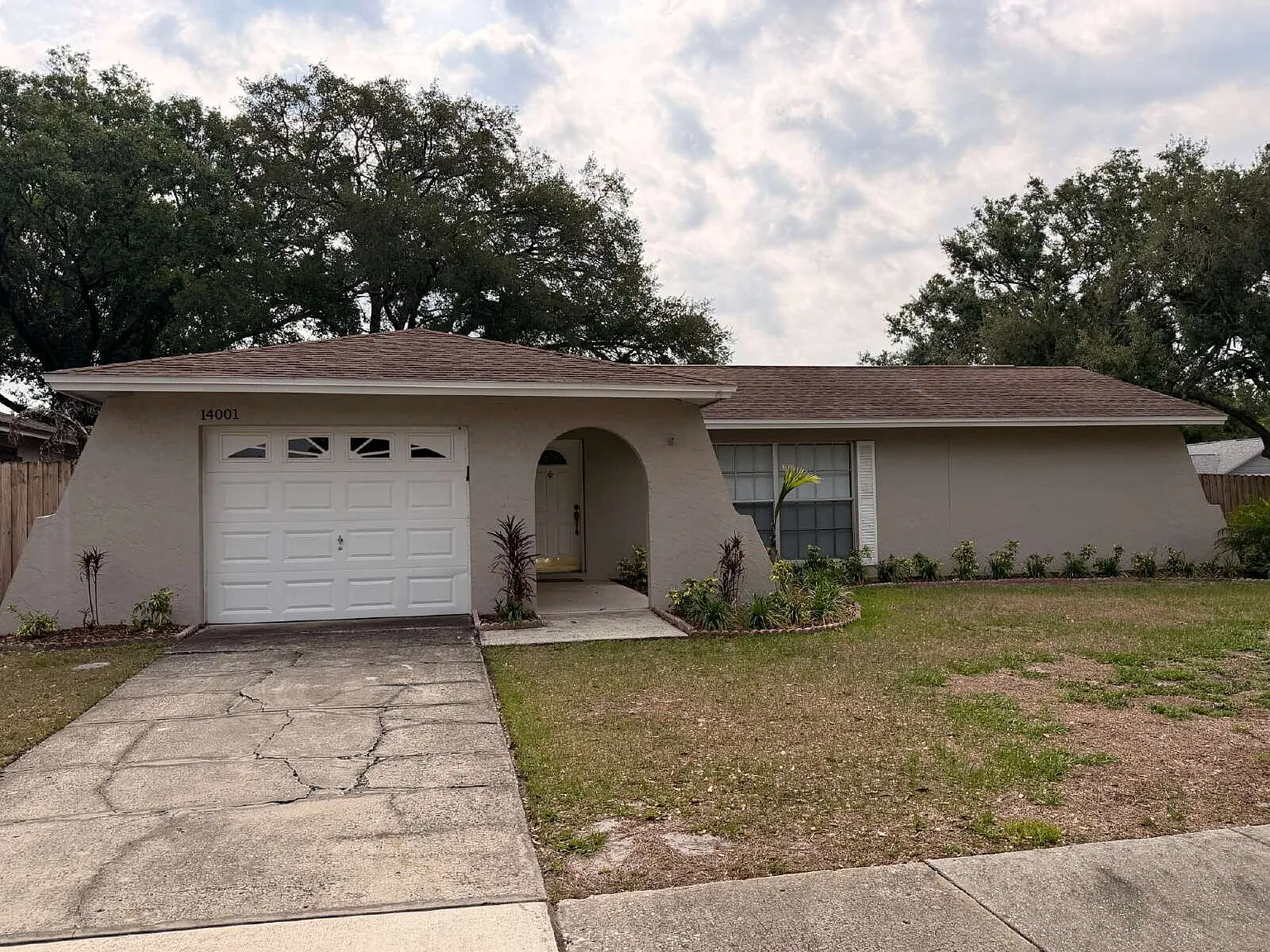 3 bed, 2.0 bath, $2,450 — Photo 1