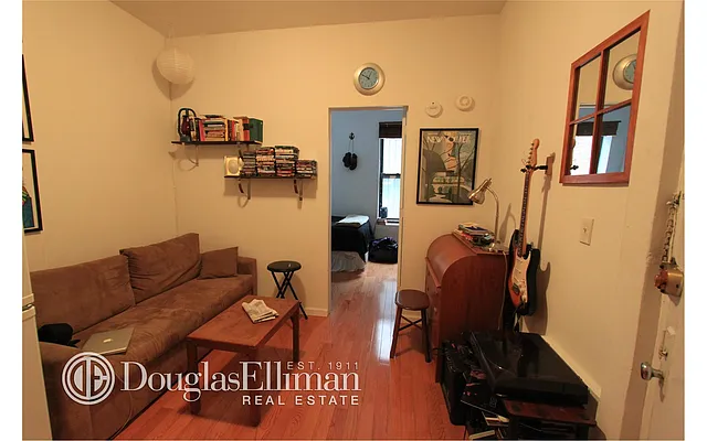 Rented by Douglas Elliman | media 17