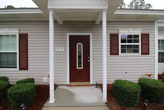 348 Moss Creek Ln — Photo 1
