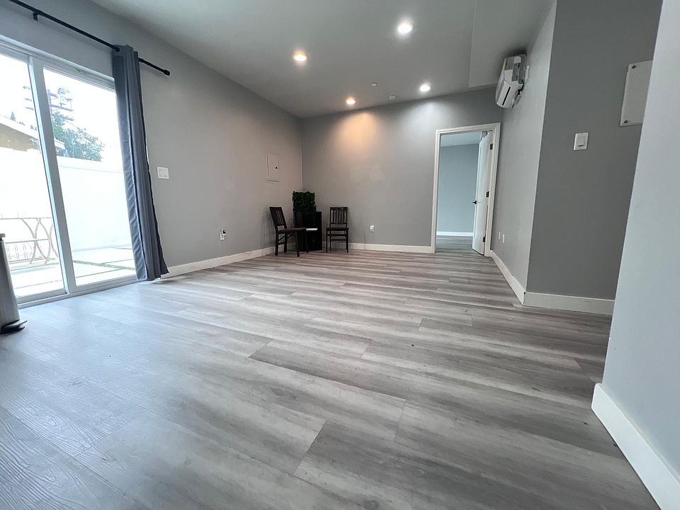 1st image of 11348 Hatteras St #Z1
