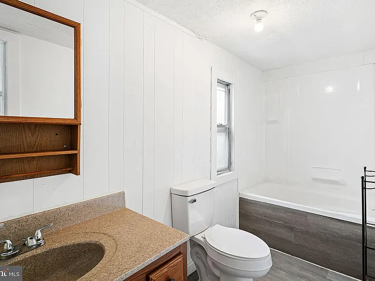1446 Gibson Rd #C3 — Photo 10