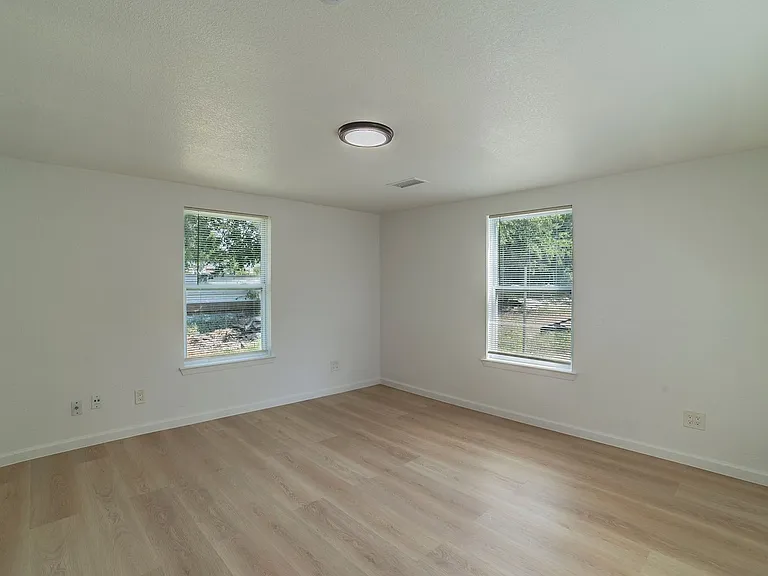1208 Dan Gould Dr — Photo 9