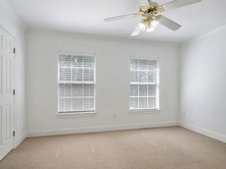 2210 Christian St #11 — Photo 8