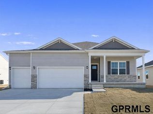 18459 Rose Lane Rd, Gretna, NE 68136