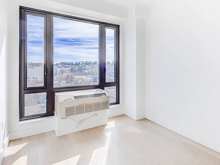 635 4th Ave #1006 — Photo 5