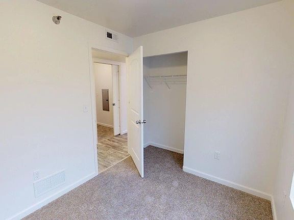 5th image of 2501 24th St APT 107