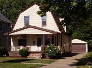 1564 Coutant Ave, Lakewood, OH