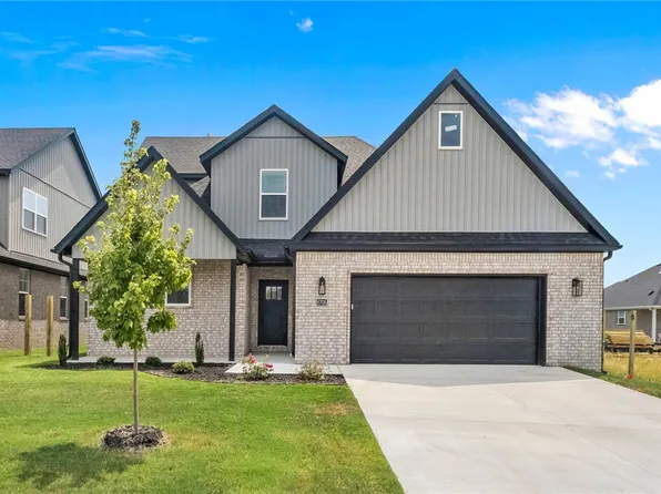 6705 High Meadow Blvd, Bentonville, AR 72713