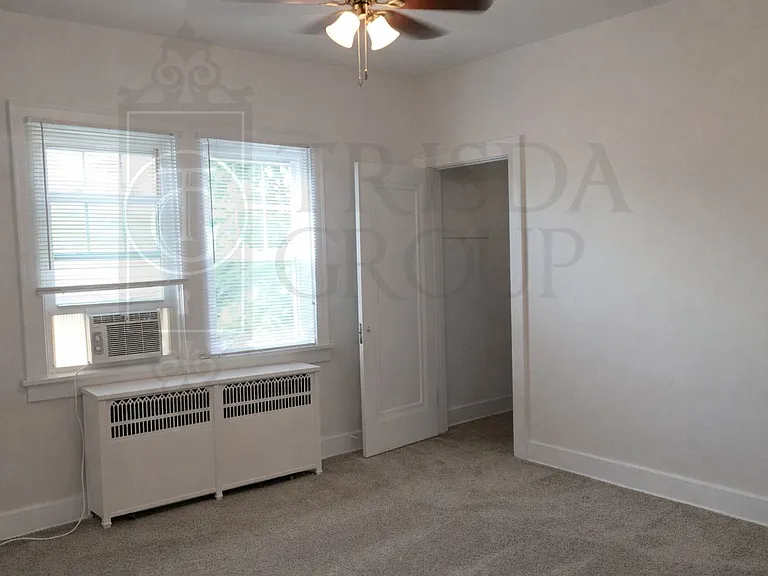 2948-2950 Mattern Ave — Photo 16