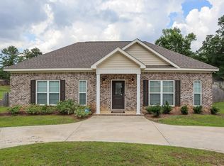 141 Beauville Dr, Kinsey, AL 36303