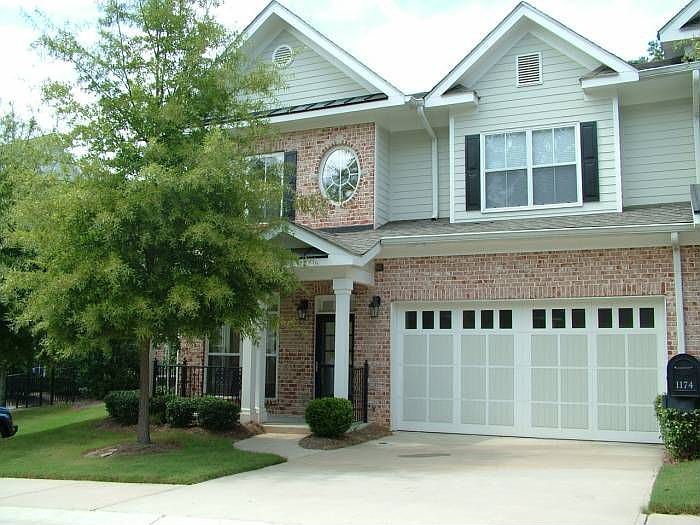 2-Story Townhome