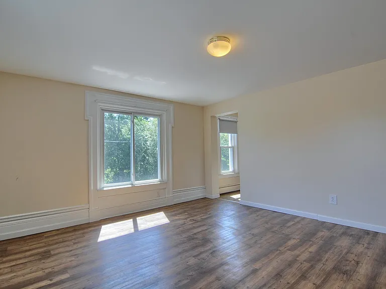 3501 Thomas Rd #4 — Photo 2