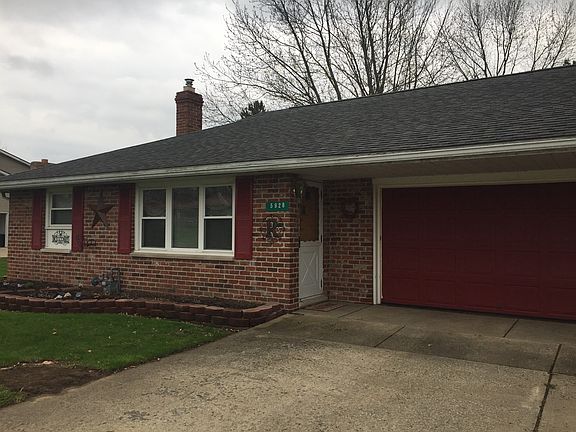2nd image of 5926 Mann St