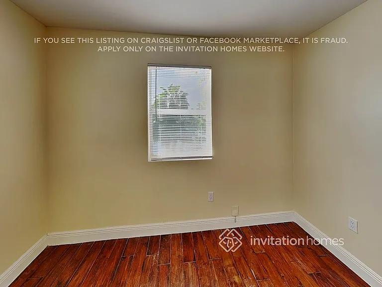 9853 SW 221st St — Photo 15
