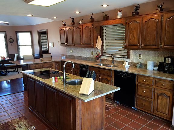 kitchen (Granite & Marble)