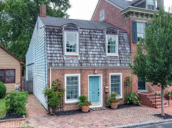 411 Harmony St, New Castle, DE 19720