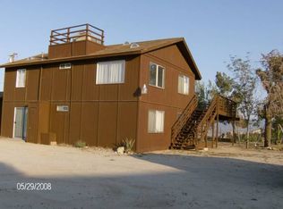 5626 Rowell Rd, Yucca Valley, CA 92284