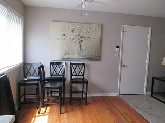 4th image of 11105 E 50th St
