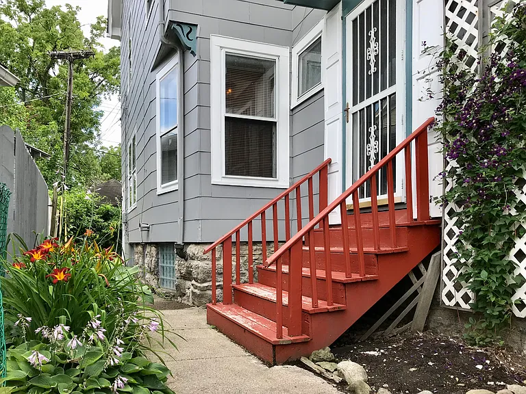1547 Amherst St #1 — Photo 17