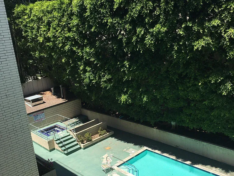 7309 Franklin Ave — Photo 18