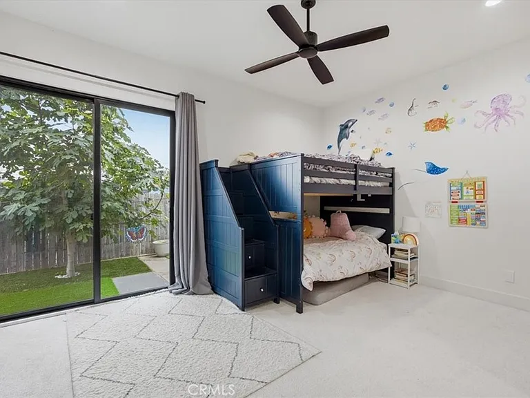 1506 Wollacott St — Photo 18