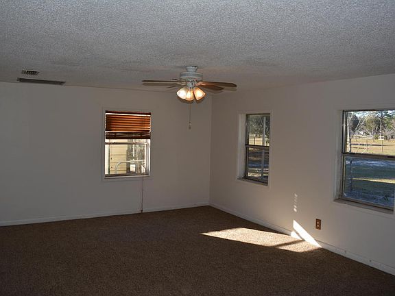 3rd image of 3441 Toms Ct
