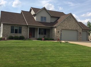 2237 S Clover Ln, Warsaw, IN 46580