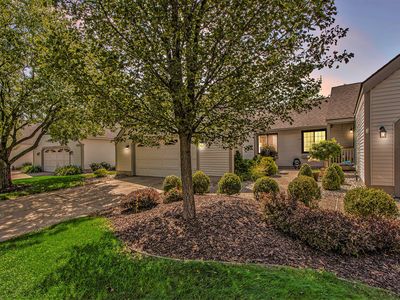 4563 Whisperwood Ct SE, Kentwood, MI, 49508