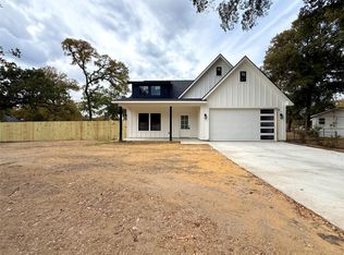 941 Robinhood Blvd, Mesquite, TX 75149