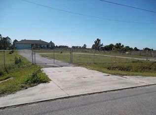 2660 45th Ave NE, Naples, FL 34120