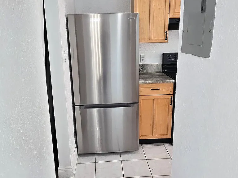 3904 Coronation Ct #402 — Photo 18