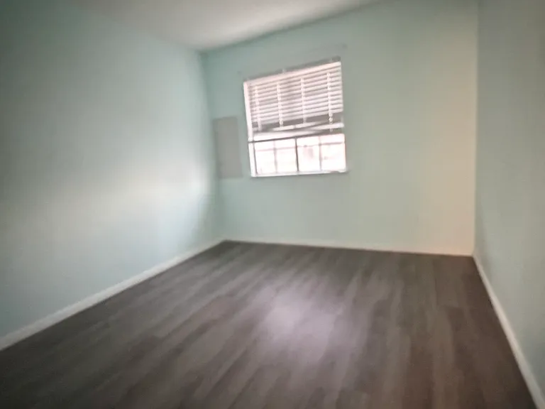1779 W Summit St — Photo 6