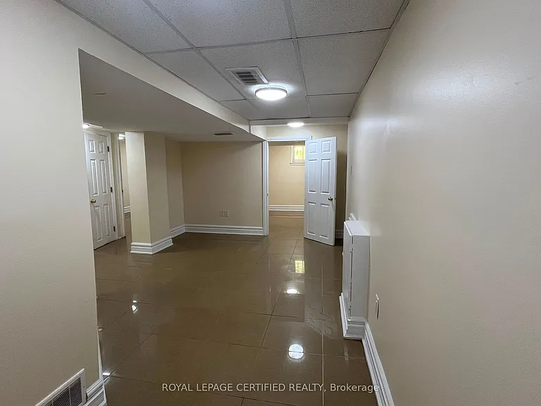 784 Stone Church Rd E #BASEMENT — Photo 3