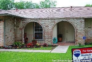 3rd image of 8315 Knute Rockne St