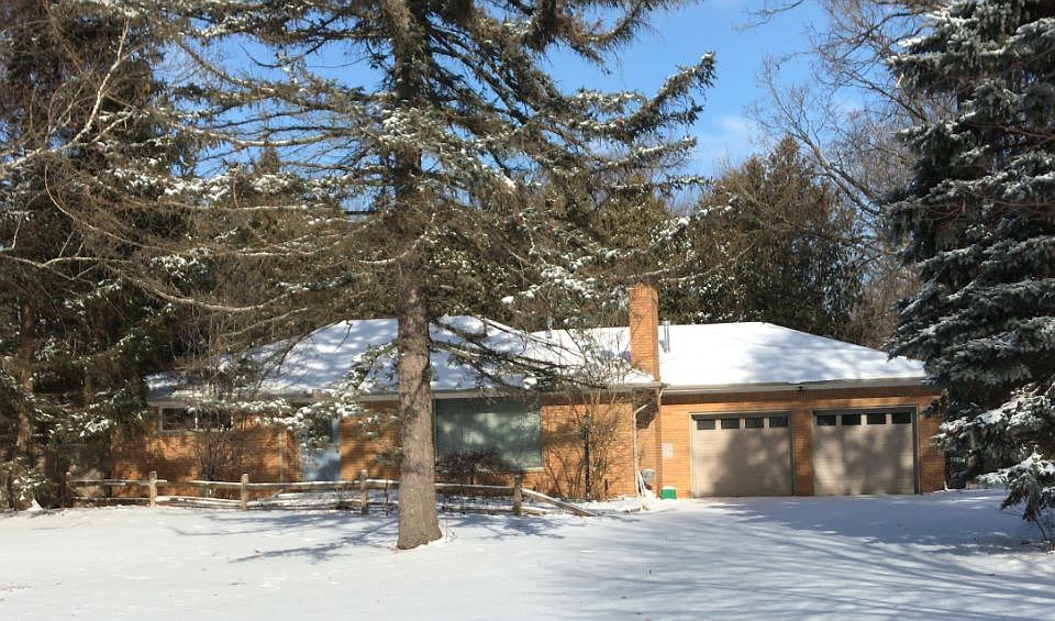 1st image of 3743 South Blvd