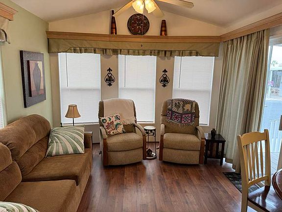 2nd image of 10442 N Frontage Rd #436