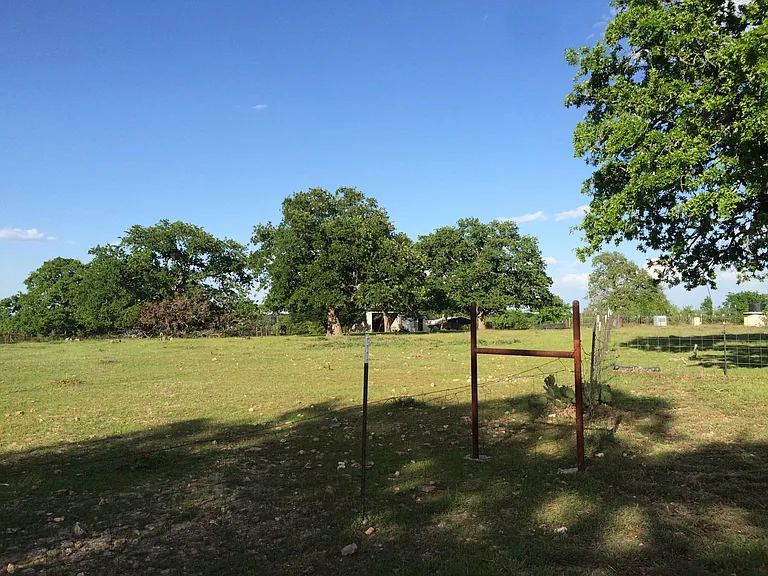 324 Deer Rd — Photo 17