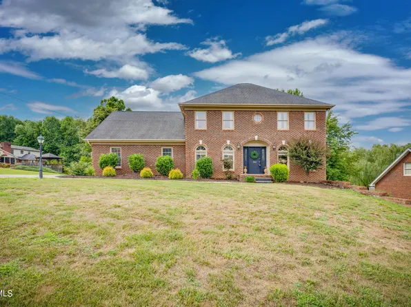 384 Chesterfield Dr, Kingsport, TN 37663