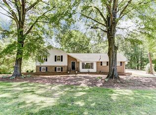 3332 Jonesberry Rd, Matthews, NC 28105