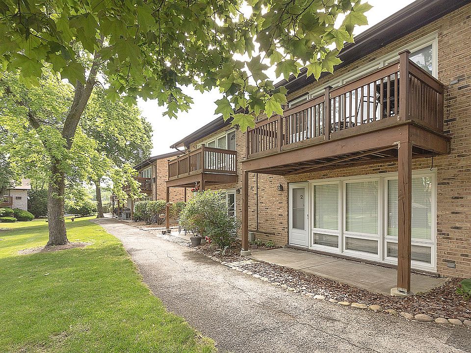 1st image of 2212 Arbor Cir APT 2
