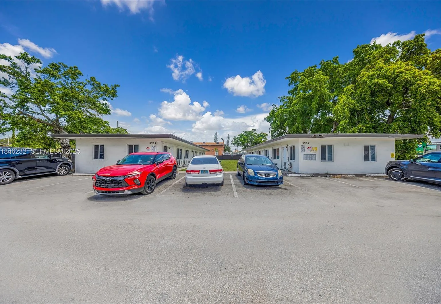 1 bed, 1.0 bath, 3945 sqft, $1,700 — Photo 1