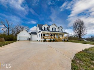 1348 W East King Rd, Commerce, GA 30530