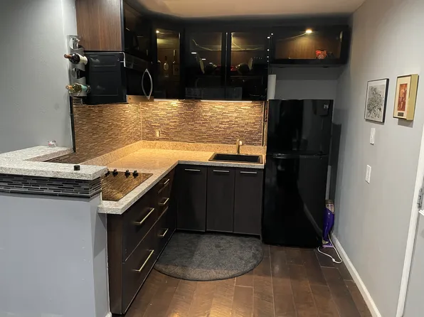 16267A Walnut St #1, Hesperia, CA 92345