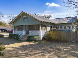 804 8th St, Chipley, FL 32428