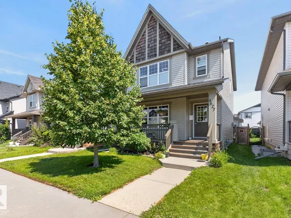 3627 12th St NW, Edmonton, AB T6T 0G1