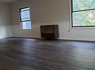 123 N Walnut St #110, Chaska, MN 55318