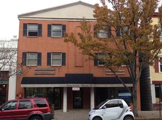 19 Main St APT 18, Plymouth, MA 02360